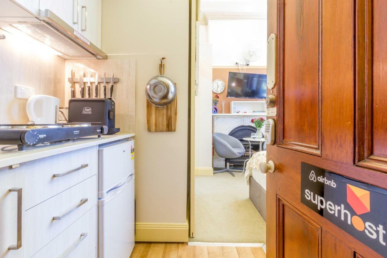 Superb Surry Hills Studio Room - Great Location Sydney Bagian luar foto