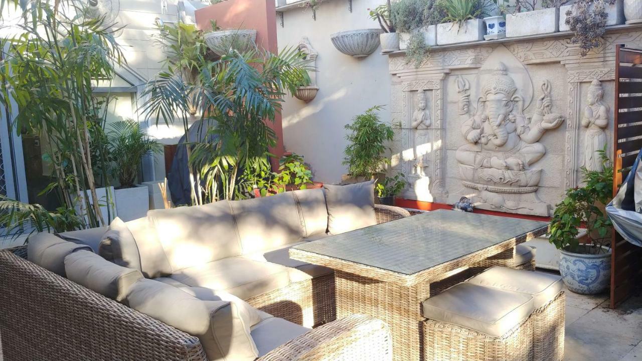 Superb Surry Hills Studio Room - Great Location Sydney Bagian luar foto